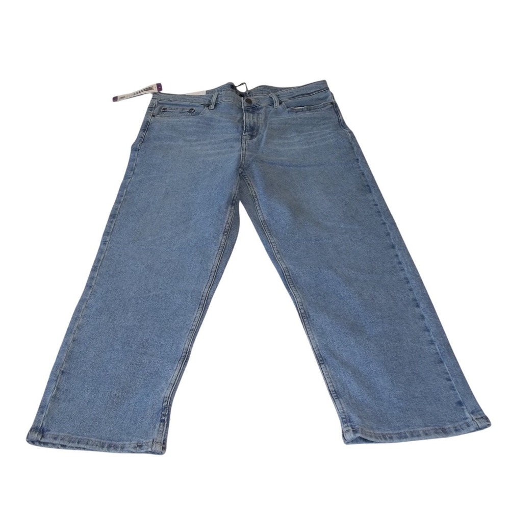 Calvin Klein Jeans Womens 14 Light Blue Denim Straight Leg‎ Crop Jeans NWT